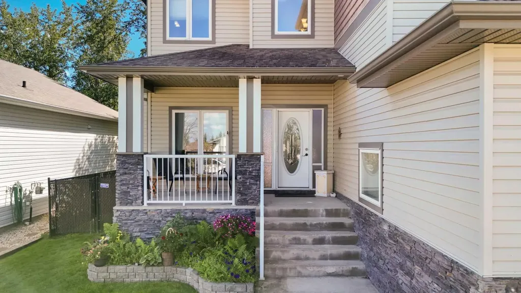 3905 44a Avenue Drayton Valley AB T7A 1V9