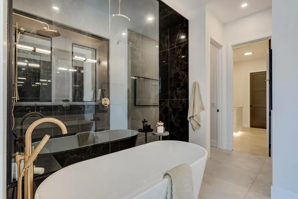 8 Calais Lane SW Calgary AB T3E 7K1