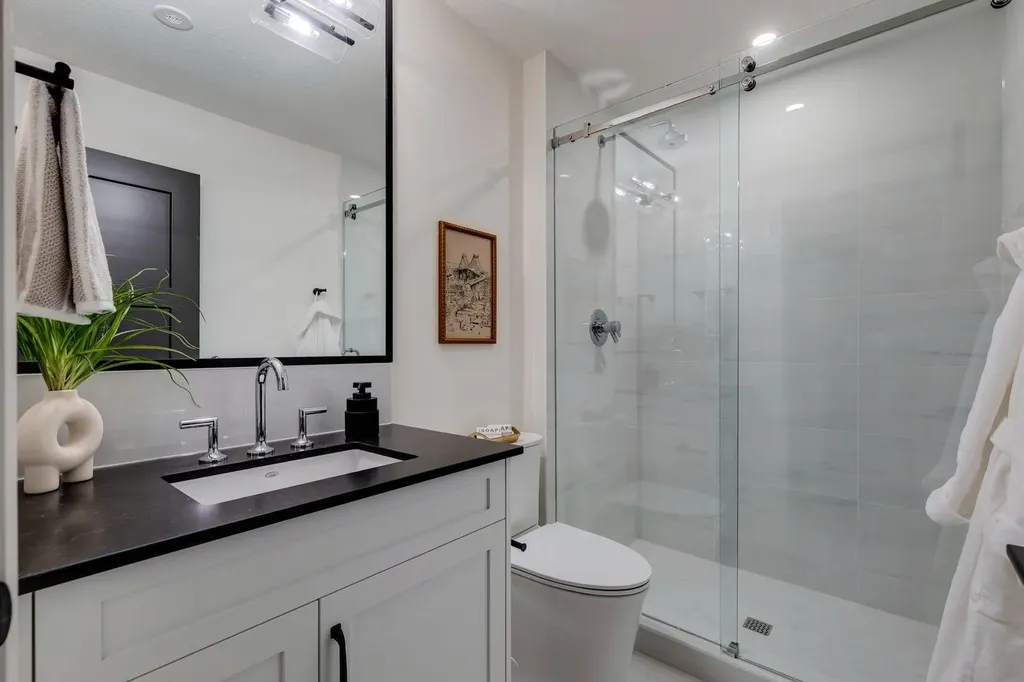 8 Calais Lane SW Calgary AB T3E 7K1