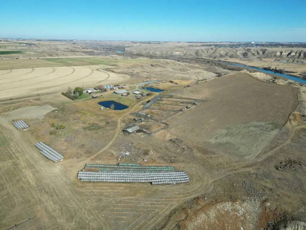 221036 Twp Road 9-1a Township Rural Lethbridge County AB T0K 0T0