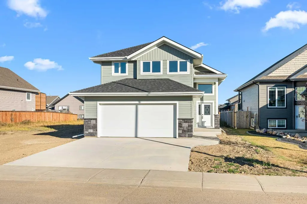 3705 42 Avenue Lloydminster SK S9V 2K4