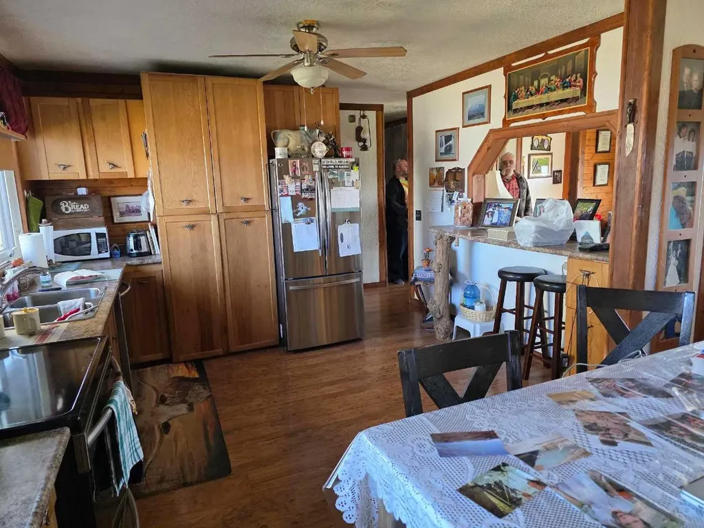 275083 Twp Road 41 Hill Spring AB T0K 1E0