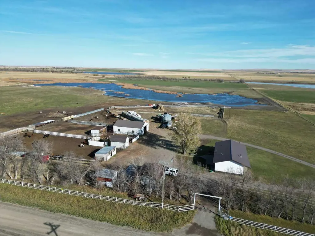 275083 Twp Road 41 Hill Spring AB T0K 1E0