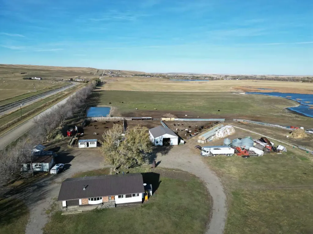 275083 Twp Road 41 Hill Spring AB T0K 1E0