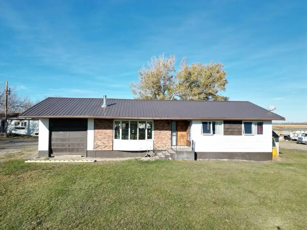 275083 Twp Road 41 Hill Spring AB T0K 1E0