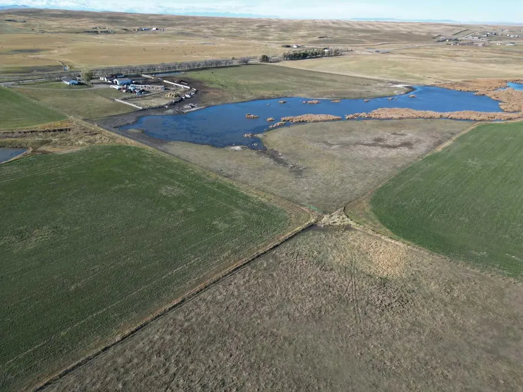 275083 Twp Road 41 Hill Spring AB T0K 1E0