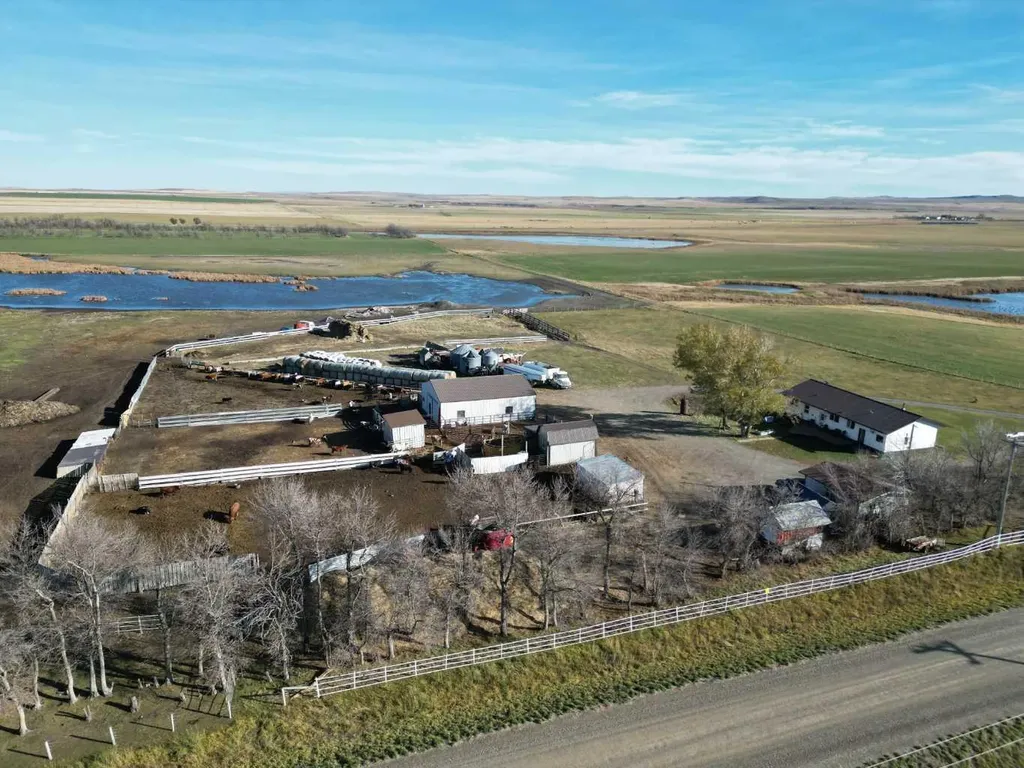 275083 Twp Road 41 Hill Spring AB T0K 1E0