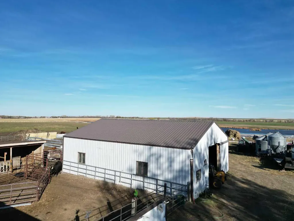 275083 Twp Road 41 Hill Spring AB T0K 1E0
