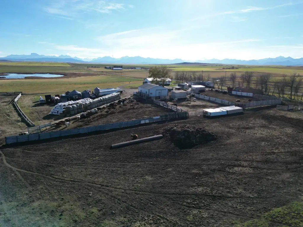 275083 Twp Road 41 Hill Spring AB T0K 1E0