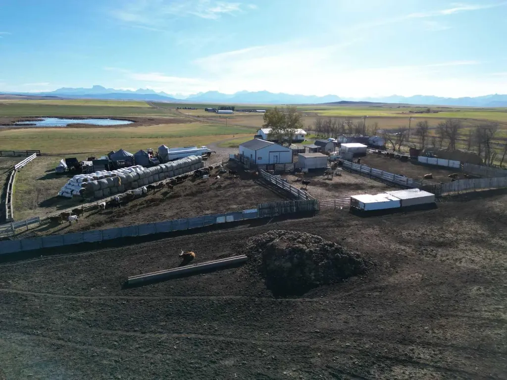 275083 Twp Road 41 Hill Spring AB T0K 1E0