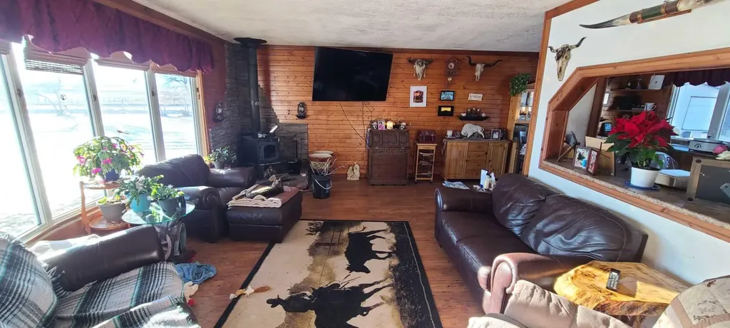 275083 Twp Road 41 Hill Spring AB T0K 1E0