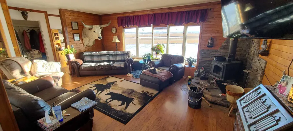 275083 Twp Road 41 Hill Spring AB T0K 1E0