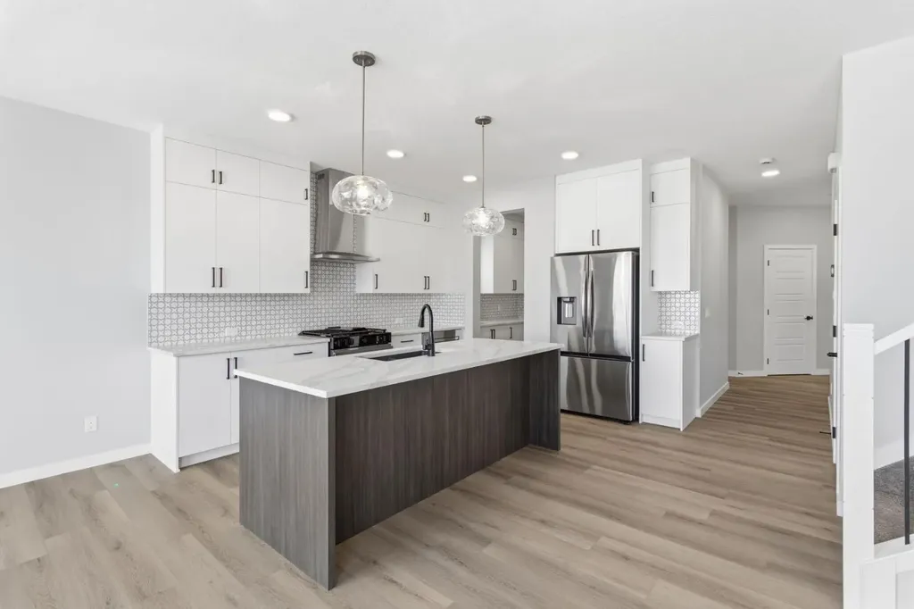 132 Lewiston Drive NE Calgary AB T3P 2H9