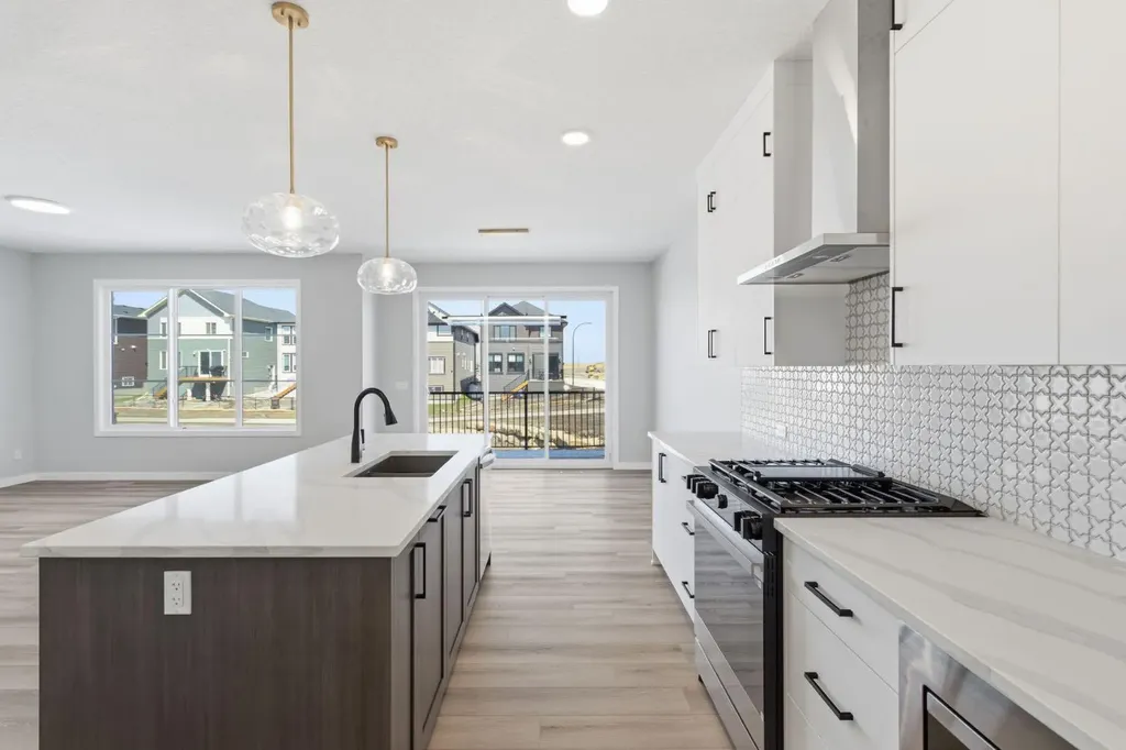 132 Lewiston Drive NE Calgary AB T3P 2H9