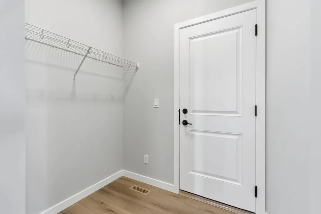 132 Lewiston Drive NE Calgary AB T3P 2H9