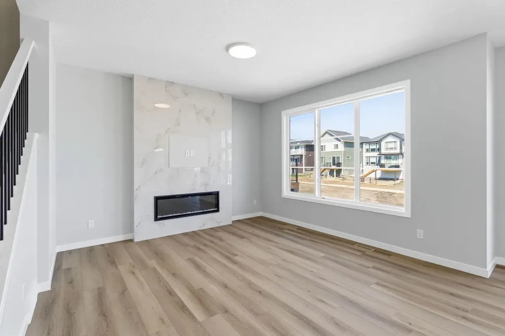 132 Lewiston Drive NE Calgary AB T3P 2H9