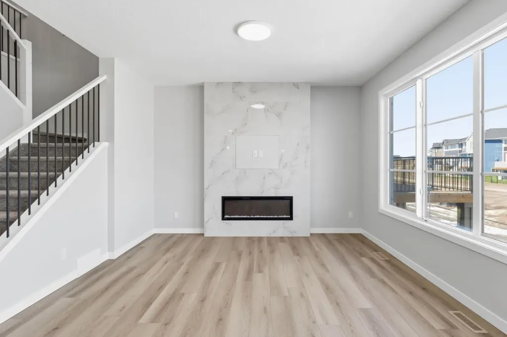 132 Lewiston Drive NE Calgary AB T3P 2H9