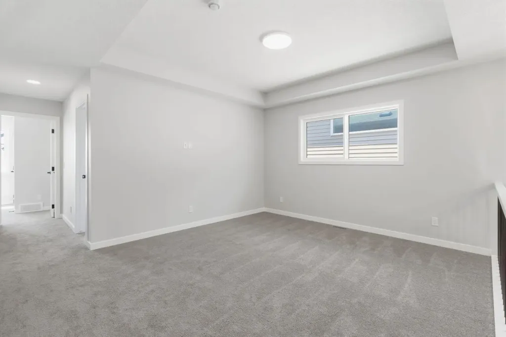 132 Lewiston Drive NE Calgary AB T3P 2H9
