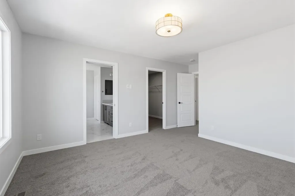 132 Lewiston Drive NE Calgary AB T3P 2H9