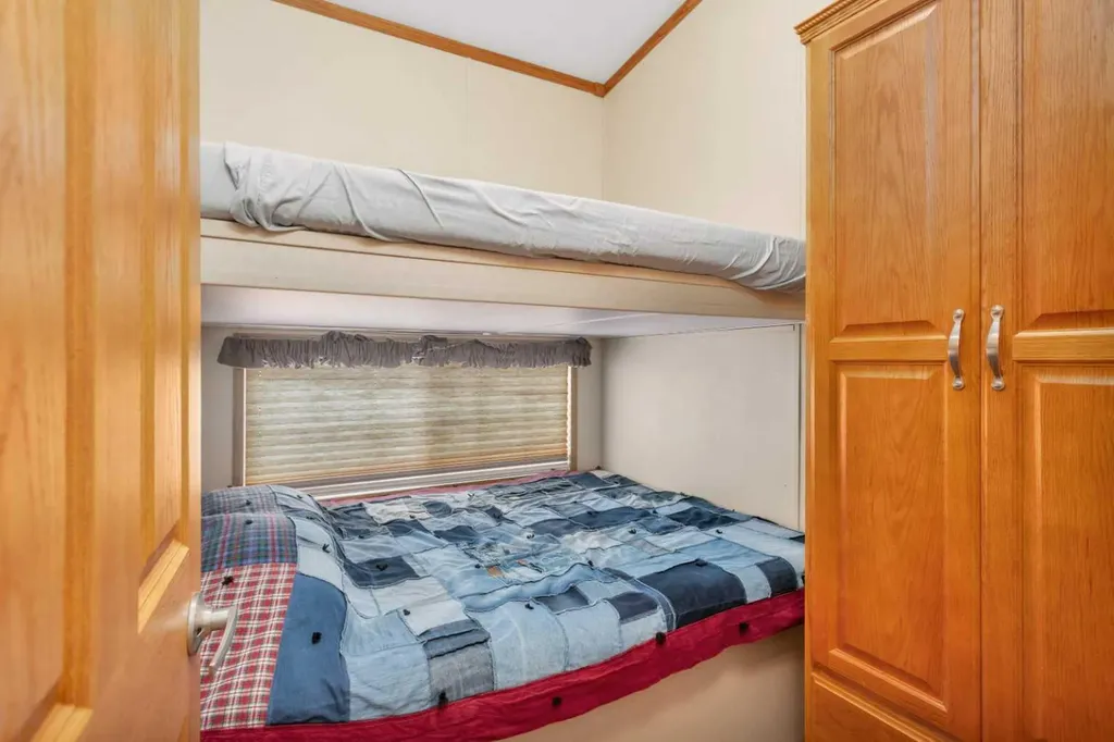 12040 Township Road 422 Rural Ponoka County AB T0C 2J0