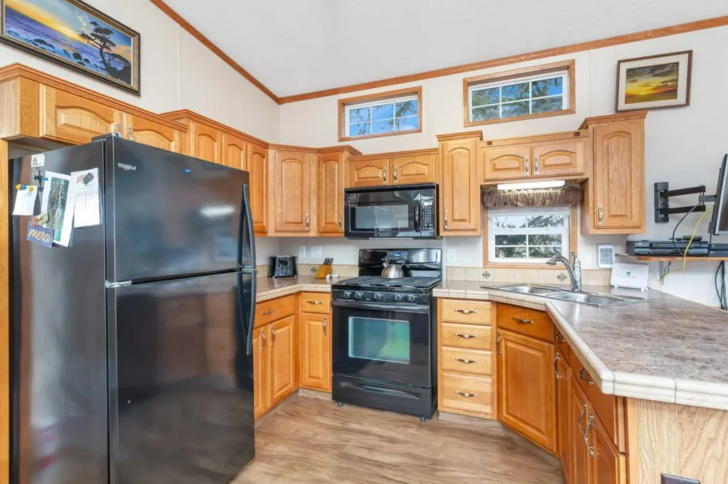 12040 Township Road 422 Rural Ponoka County AB T0C 2J0