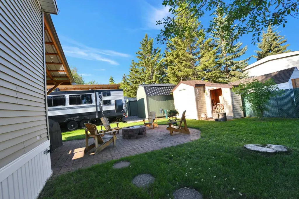 12040 Township Road 422 Rural Ponoka County AB T0C 2J0