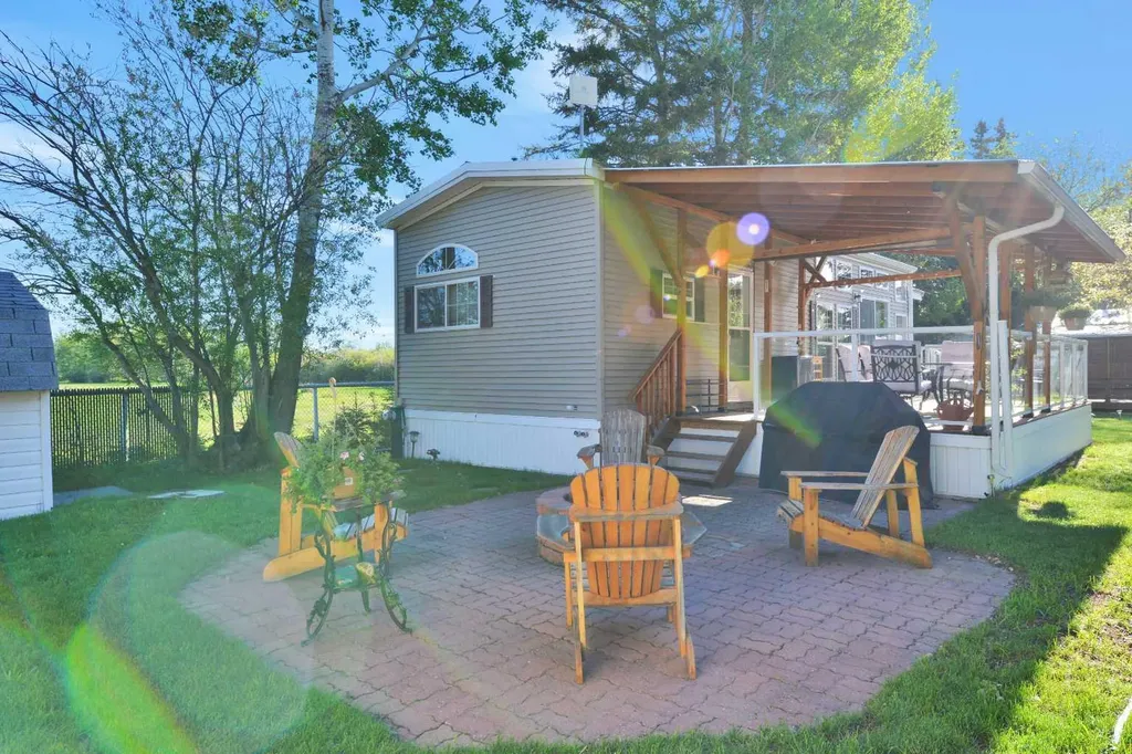 12040 Township Road 422 Rural Ponoka County AB T0C 2J0