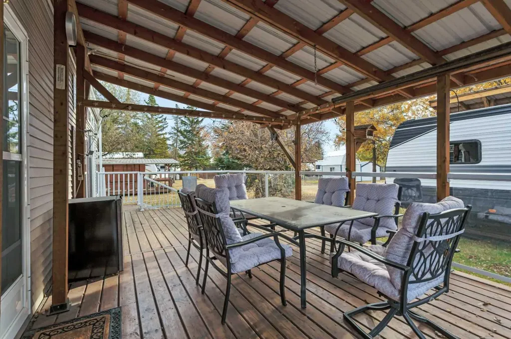 12040 Township Road 422 Rural Ponoka County AB T0C 2J0