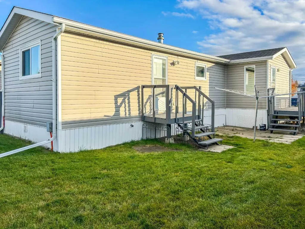 4802 54 Avenue Camrose AB T4V 3A5