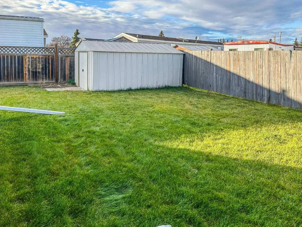 4802 54 Avenue Camrose AB T4V 3A5
