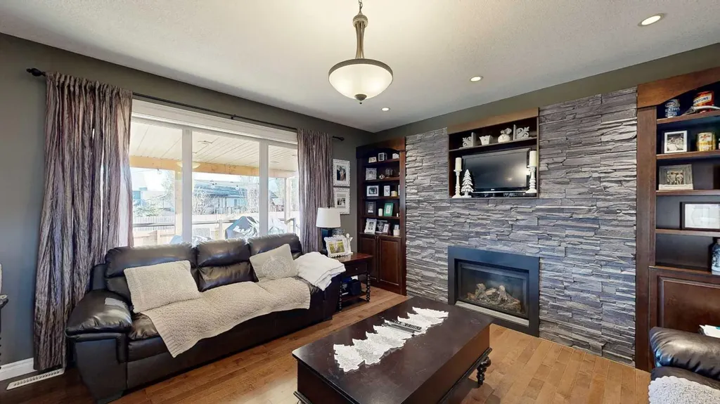 59 Spruce Road Whitecourt AB T7S 0C7