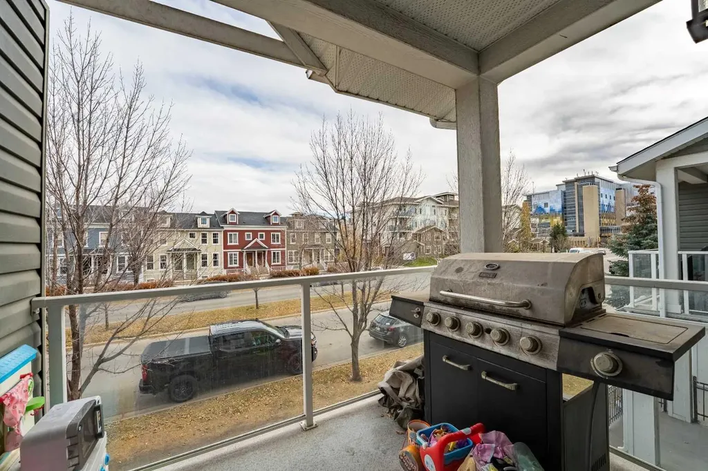 37 Auburn Bay Link SE Calgary AB T3M 0Y5
