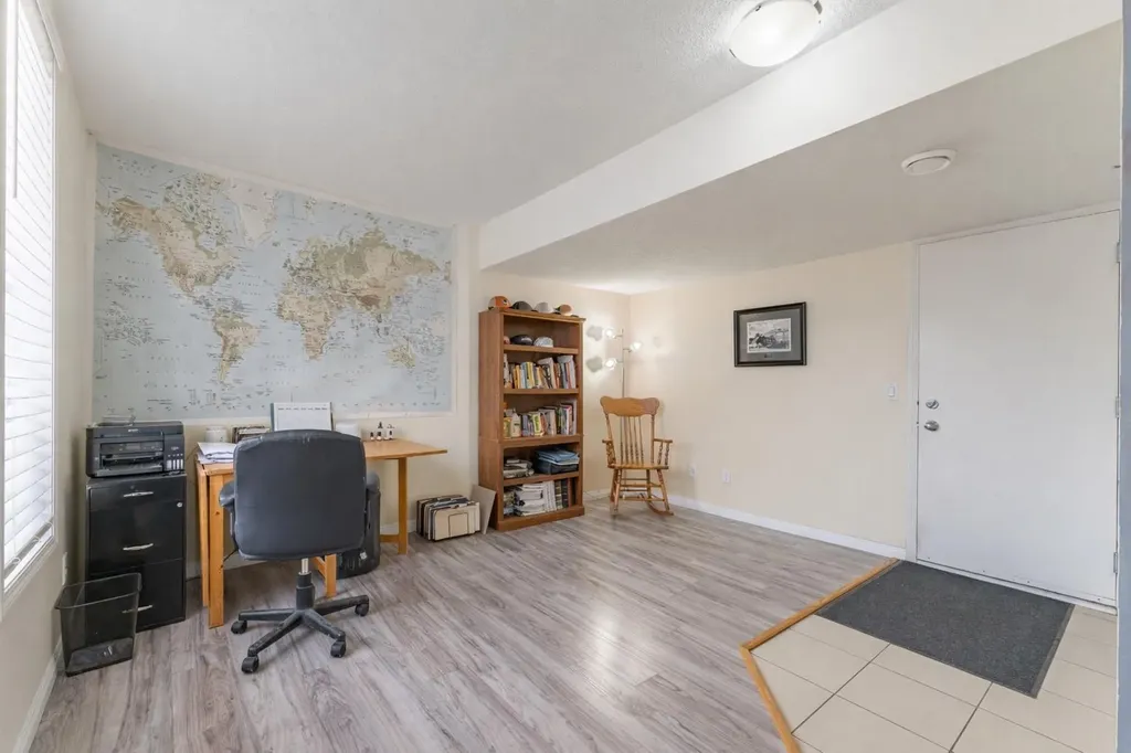 37 Auburn Bay Link SE Calgary AB T3M 0Y5