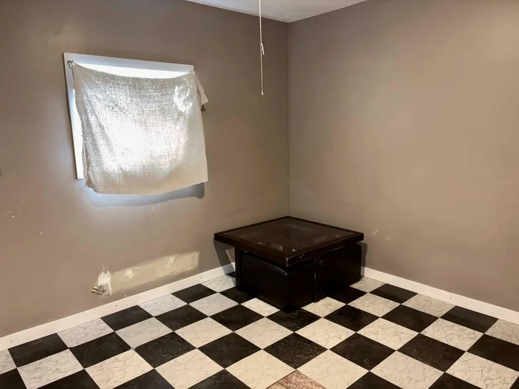 5140 48 Street Mannville AB T0B 2W0