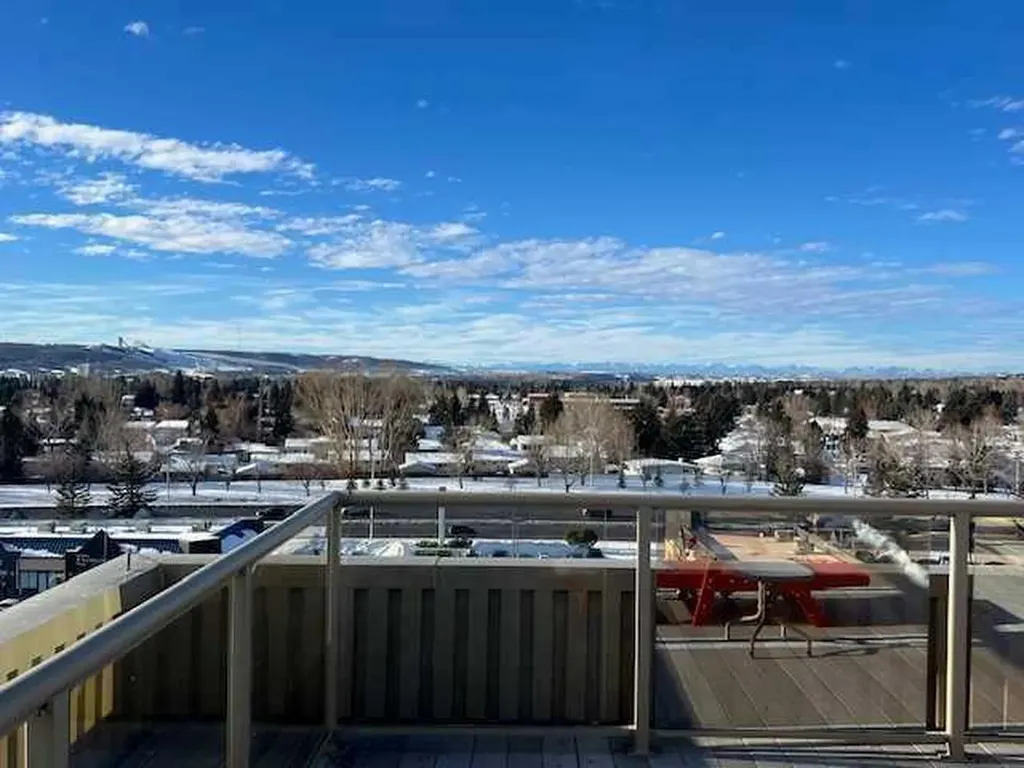 4603 Varsity Drive NW Calgary AB T3A 2V7