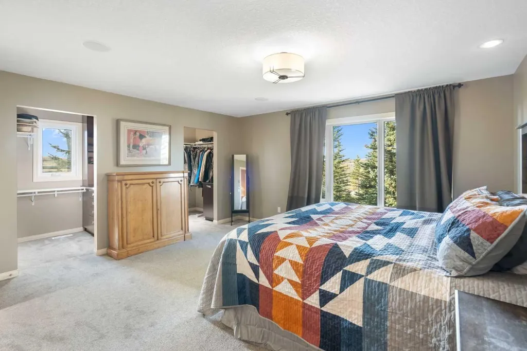 33038 Township Road 272 Rural Rocky View County AB T4C 2Z6