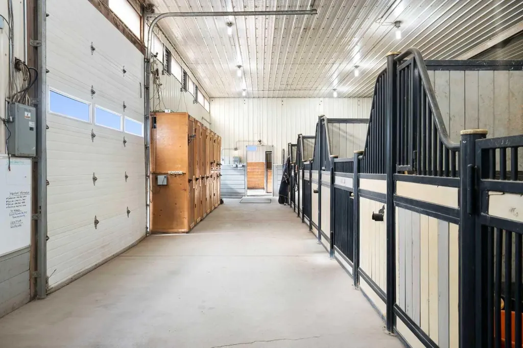 33038 Township Road 272 Rural Rocky View County AB T4C 2Z6