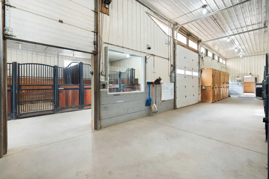 33038 Township Road 272 Rural Rocky View County AB T4C 2Z6