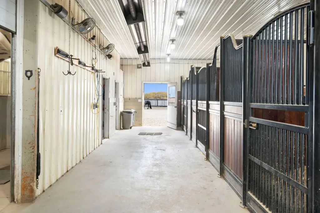 33038 Township Road 272 Rural Rocky View County AB T4C 2Z6