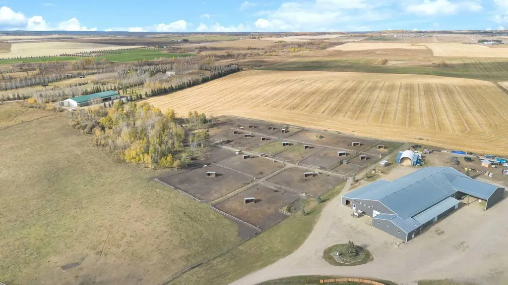 33038 Township Road 272 Rural Rocky View County AB T4C 2Z6