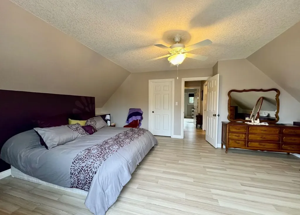 125 Monias Drive Rural Big Lakes County AB T0H 1E0