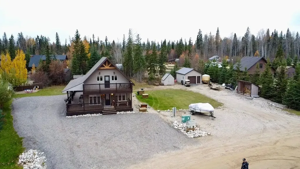 125 Monias Drive Rural Big Lakes County AB T0H 1E0