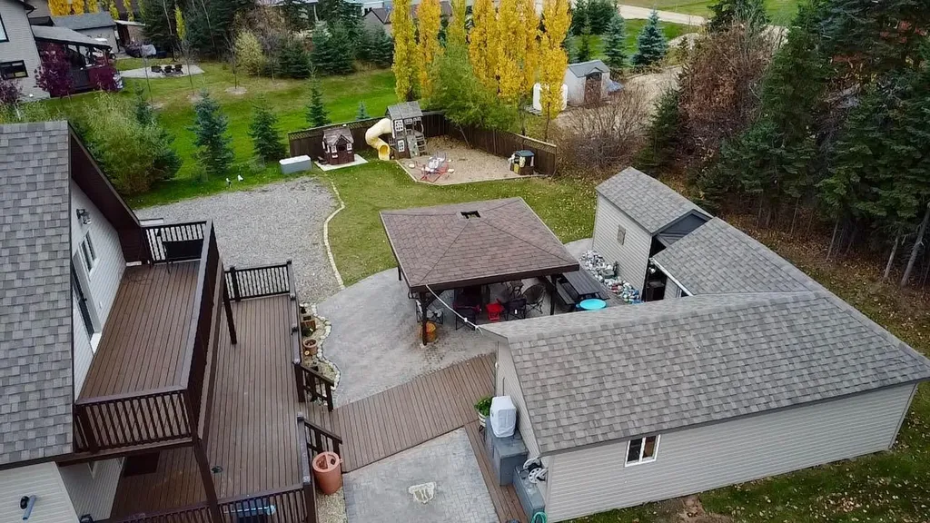 125 Monias Drive Rural Big Lakes County AB T0H 1E0