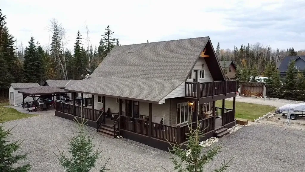 125 Monias Drive Rural Big Lakes County AB T0H 1E0