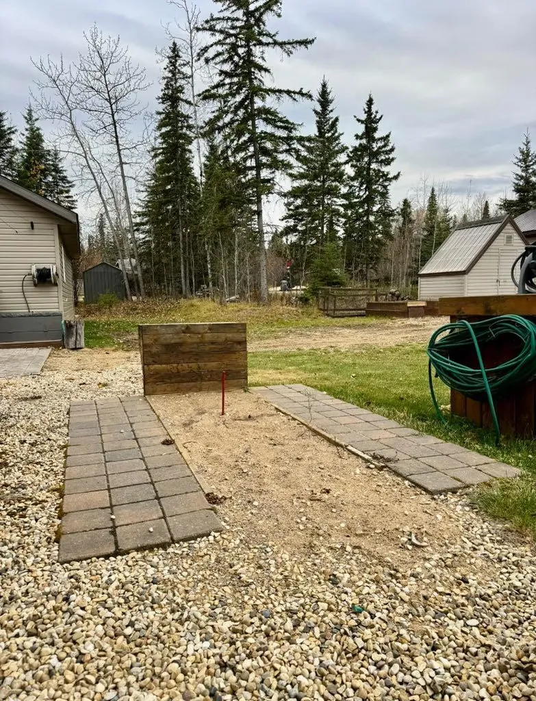 125 Monias Drive Rural Big Lakes County AB T0H 1E0