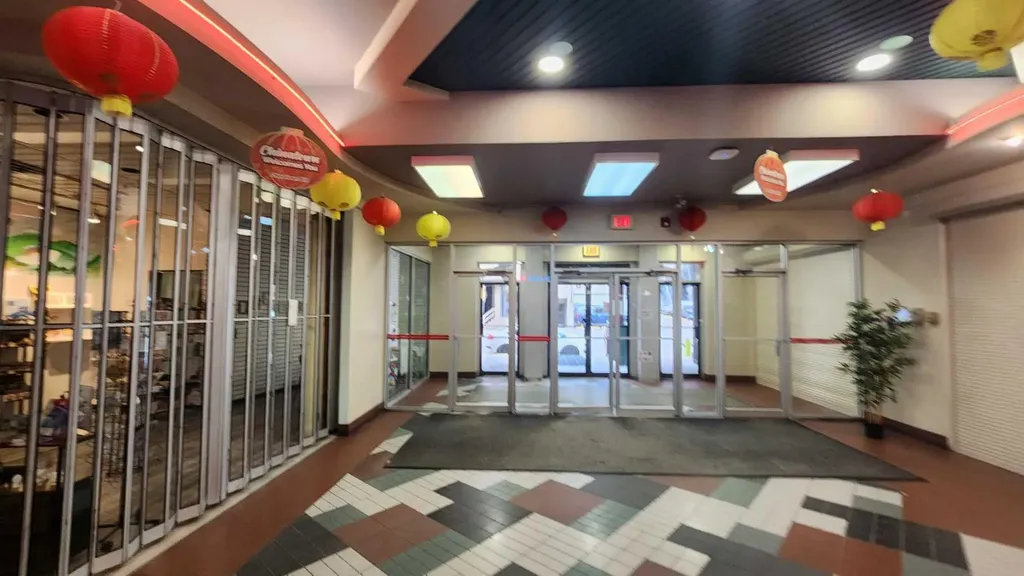 328 Centre Street SE Calgary AB T2G 4X6