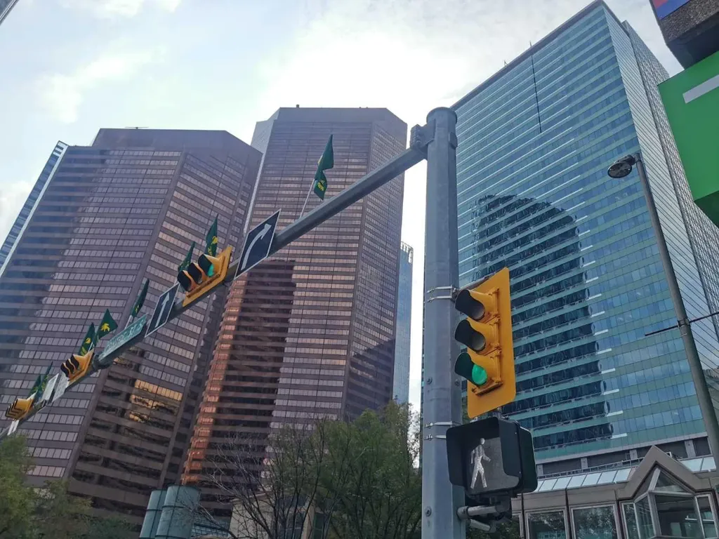 328 Centre Street SE Calgary AB T2G 4X6
