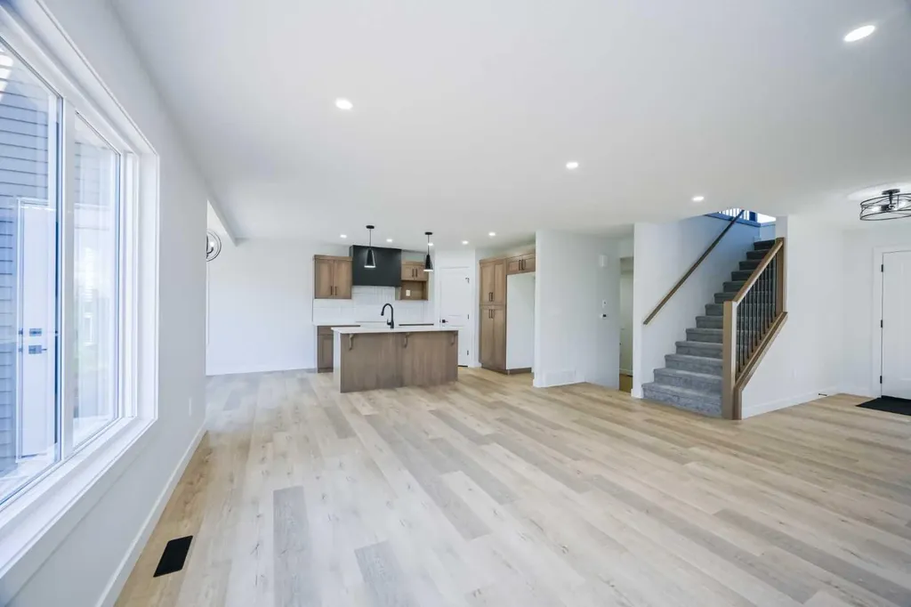 10506 134a Avenue Grande Prairie AB T8X 0W4