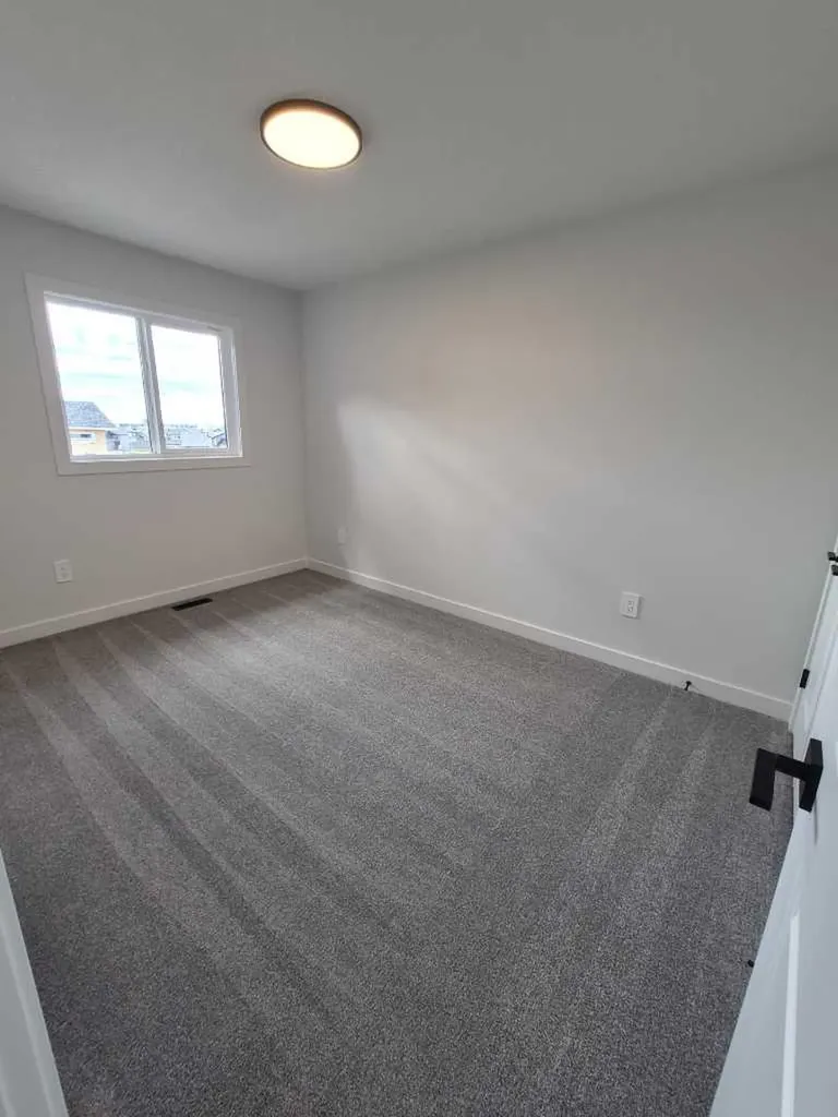10506 134a Avenue Grande Prairie AB T8X 0W4