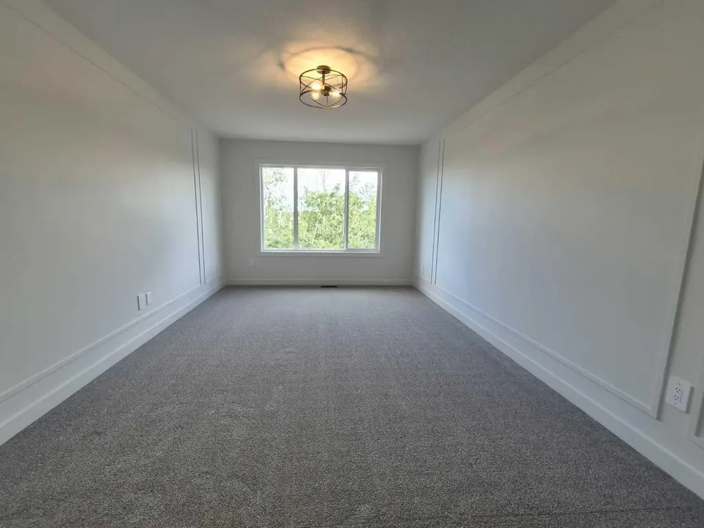 10506 134a Avenue Grande Prairie AB T8X 0W4